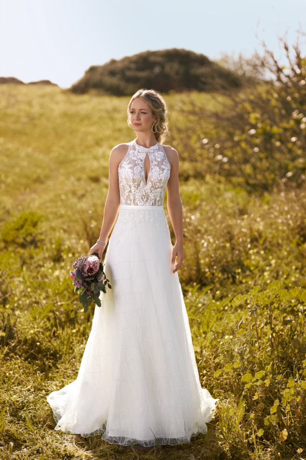 Tres chic bridal clearance wear